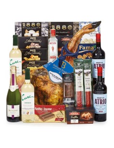 Lote 22 Cesta con Paleta Ibérica, Vinos Reserva y Dulces