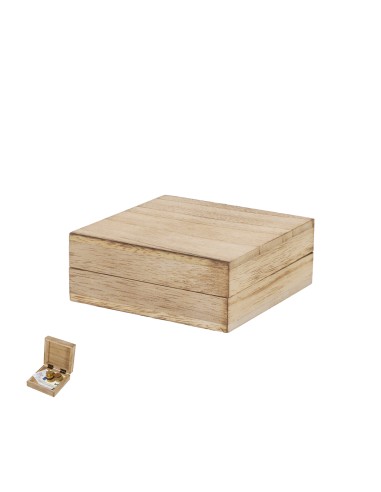 Caja de madera natural con cierre magnético