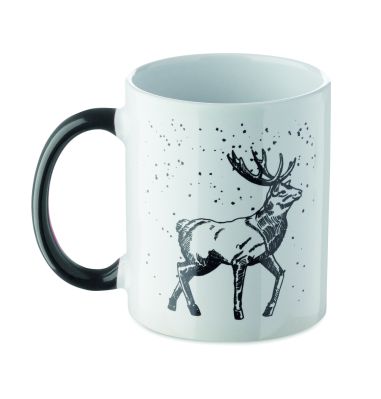 Taza blanca de cerámica con motivo de ciervo y asa negra
