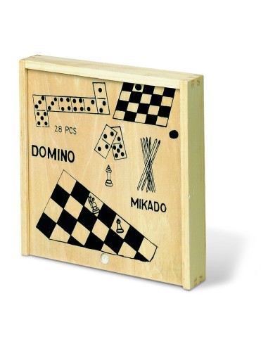 4 juegos en caja de madera 7KC2941