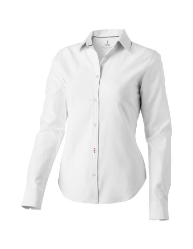 Camisa tipo Oxford de manga larga de mujer...