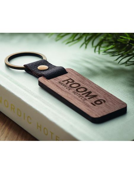 Llavero de nogal y PU Personalizado 7MO2369