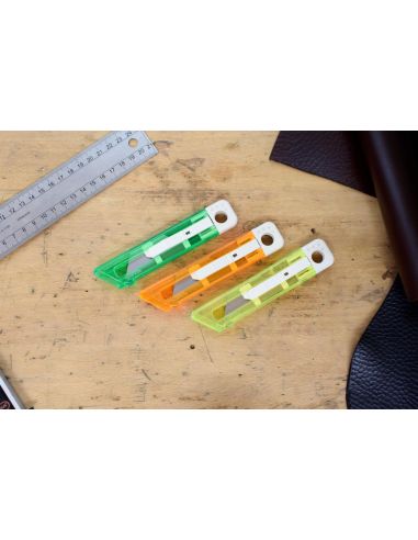 Cúter transparente de plástico Personalizado 108545