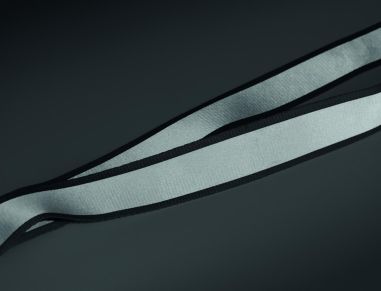 Lanyard RPET reflectante Personalizado 7MO2825