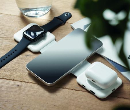 Base de carga plegable 3 en 1 Personalizada 7MO2891