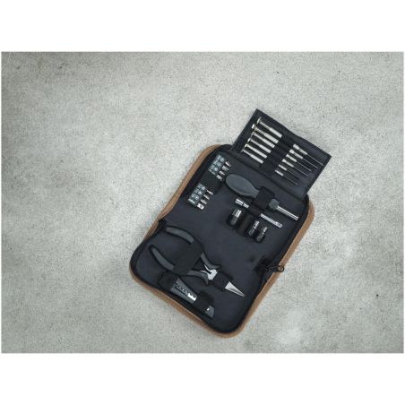 Set de herramientas de plástico reciclado con certificación RCS de 24 piezas con funda de corcho Personalizada 6104579