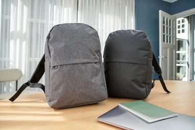 Mochila para PC de rPET con Puerto USB Personalizada | Goodie