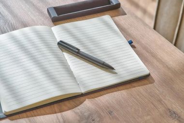 Bolígrafo de Latón con Estuche Personalizado | Goodie