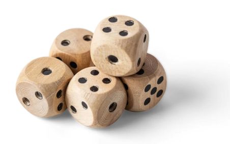 Juego de Dados de Madera de Haya Personalizado | Goodie