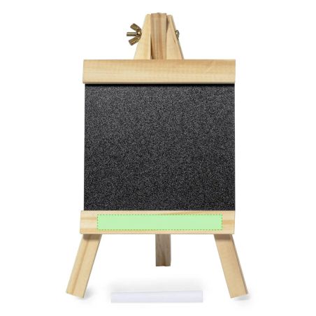 Pizarra de madera en formato atril personalizada con logo en verde en la parte inferior