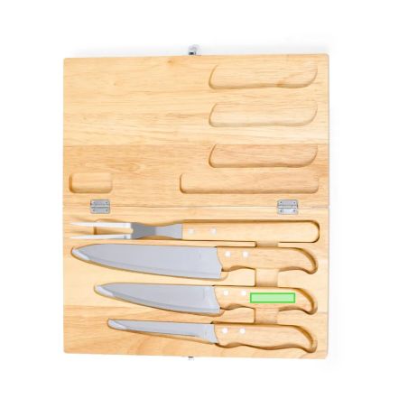 Set de 4 cuchillos de cocina en estuche de madera personalizado, zona de impresión marcada, otro ángulo lateral