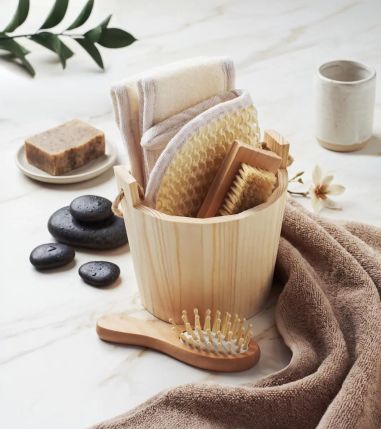Set de baño en cubo de madera Personalizado 7MO3110 | Goodie