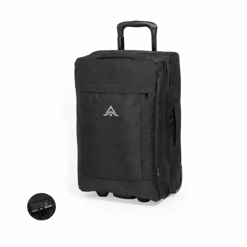 Kit de accesorios de viaje personalizado junto a una maleta de mano en el aeropuerto