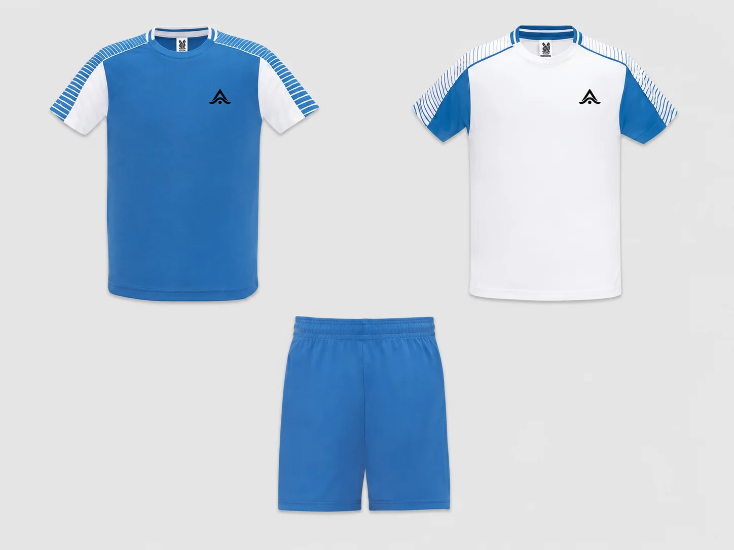 Conjunto deportivo personalizado azul y blanco con logo bordado en dos camisetas y pantalón corto