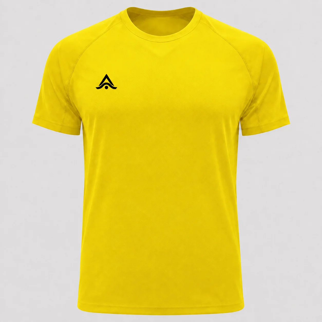 Camiseta deportiva amarilla de manga corta para hombre con logo bordado en el pecho