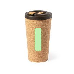 En el frente del vaso