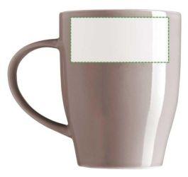 A la derecha del asa