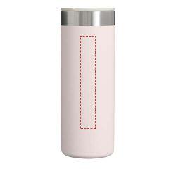 detrás