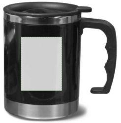 A la izquierda del asa