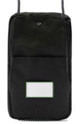 En la placa de metal